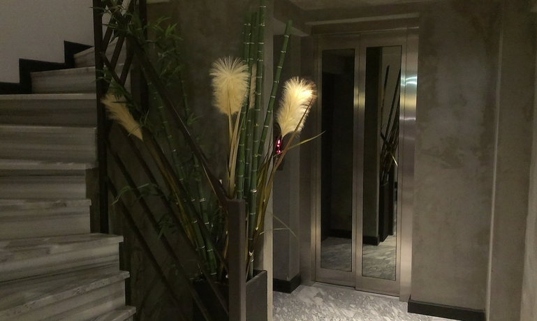 Imagen de los interiores del The Capital Hotel, Estambul. Foto 17