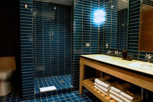 Imagen de la habitación del The Carpenter Hotel. Foto 6