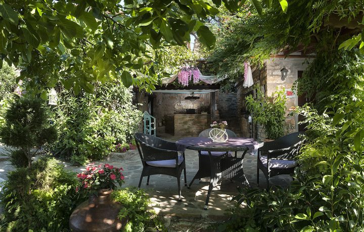 Imagen de los interiores del The Castle, Gokceada. Foto 18