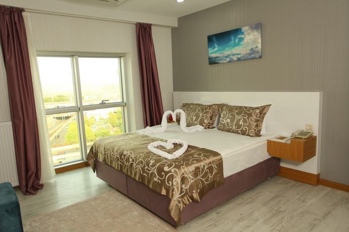 Imagen de la habitación del The City Walls Suit Hotel. Foto 7