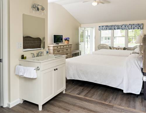 Imagen de la habitación del The Commodore Inn, By The Beach. Foto 2