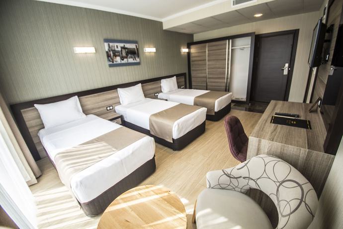 Imagen de la habitación del The Corner Hotel, Sincan. Foto 9