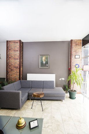 Imagen de los interiores del The Corner Inn Hotel Suit. Foto 17