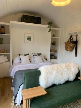 Imagen de la habitación del The Deerstone Luxury Eco Hideaway. Foto 17