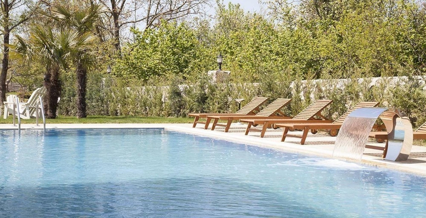 Imagen de la piscina del The Escape Hotel. Foto 17