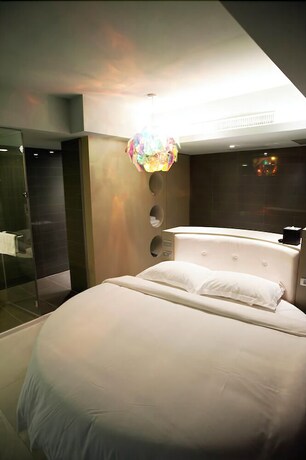Imagen de la habitación del The Fantasy Apartment. Foto 35