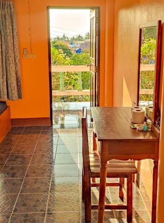 Imagen general del The Funky Monkey Hostel, Ban Haad Rin. Foto 5