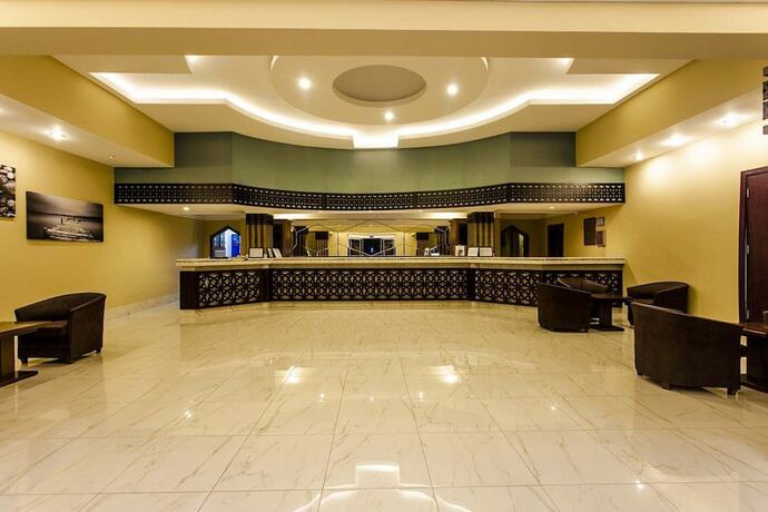 Imagen general del The Garden Beach Hotel. Foto 9