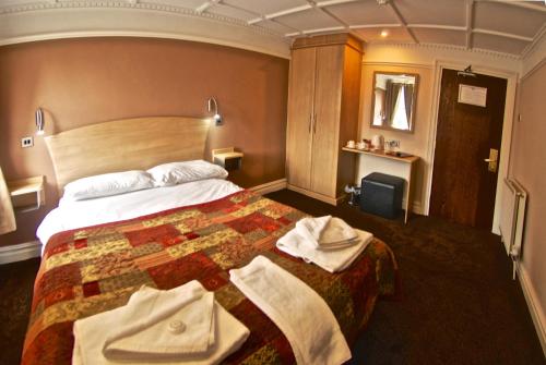 Imagen de la habitación del The George Hotel, Whitby. Foto 6
