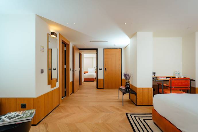 Imagen de la habitación del The Gift Hotel. Foto 11