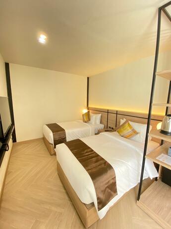 Imagen general del The Gold Living Life. Foto 4