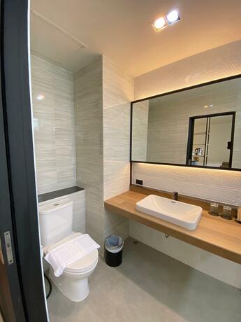 Imagen general del The Gold Living Life. Foto 5