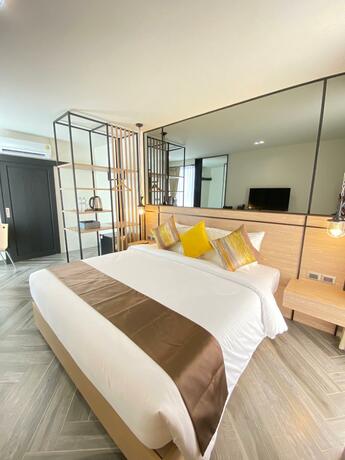 Imagen general del The Gold Living Life. Foto 14