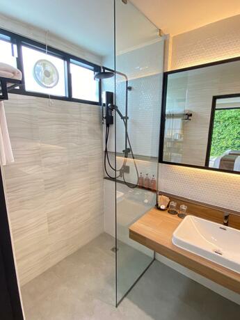 Imagen general del The Gold Living Life. Foto 15