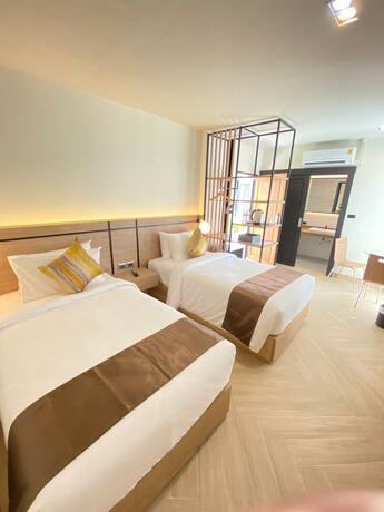 Imagen general del The Gold Living Life. Foto 23