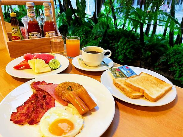 Imagen general del The Gold Living Life. Foto 30