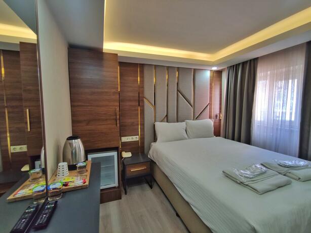 Imagen general del The Golden Peras Hotel. Foto 1