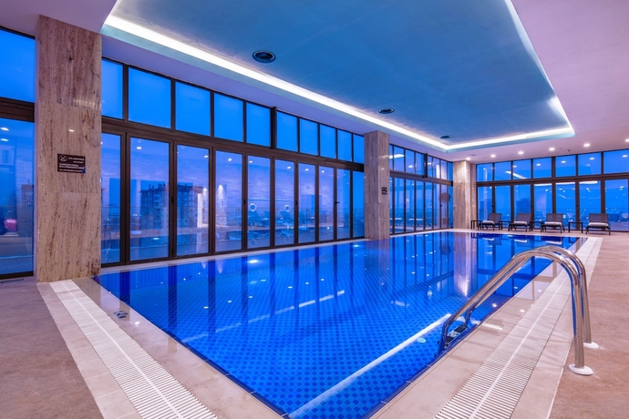 Imagen de la piscina del The Green Park Hotel Sivas. Foto 19