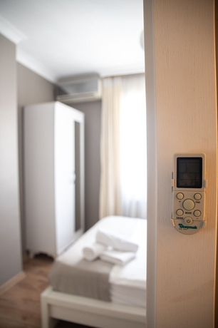 Imagen de la habitación del The Hera Suit Hotels. Foto 3