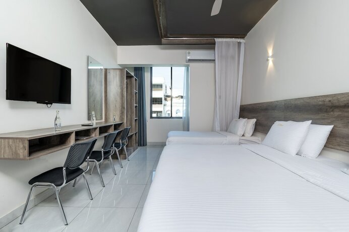 Imagen general del The Ivory Suites by Armaan. Foto 14