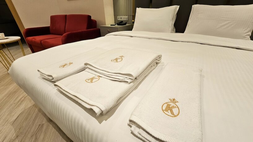 Imagen de la habitación del The K&uuml;ls&uuml;mz Hotel. Foto 19