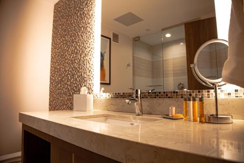Imagen de la habitación del The Landing Hotel Pittsburgh. Foto 6