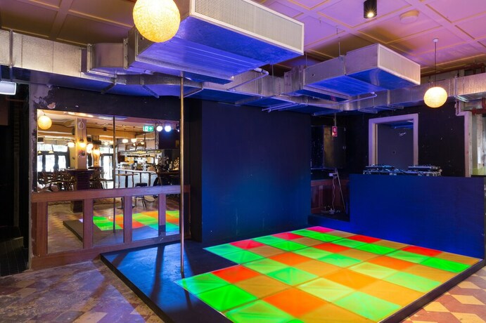 Imagen del bar/restaurante del The Lansdowne Sydney. Foto 5