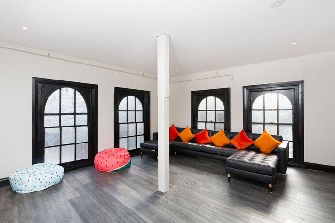 Imagen de los interiores del The Lansdowne Sydney. Foto 18