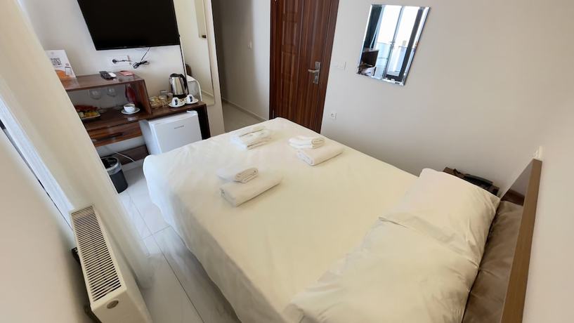 Imagen de la habitación del The Lavington Hotel. Foto 13