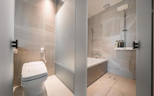 Imagen de la habitación del The Line Hotel. Foto 13