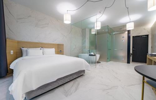 Imagen general del The Line Hotel. Foto 11