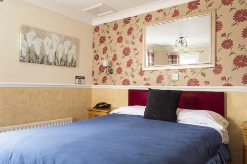 Imagen de la habitación del The Liverpool Arms Hotel. Foto 7