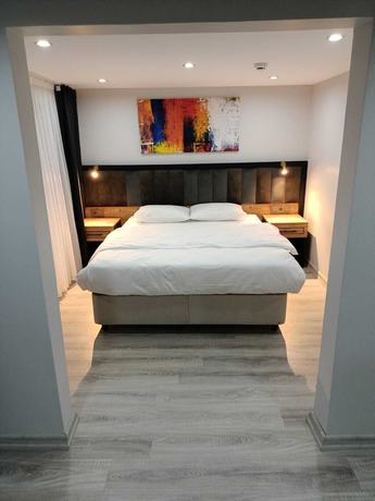 Imagen de la habitación del The Marine Hotel, Arsin. Foto 4