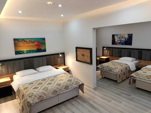 Imagen de la habitación del The Marine Hotel, Arsin. Foto 9