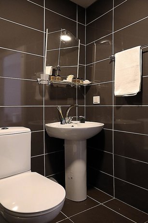 Imagen de la habitación del The Merwano Hotel. Foto 17