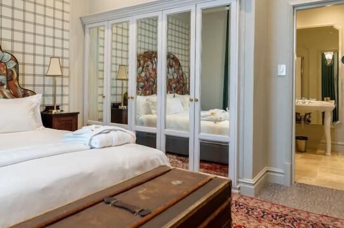 Imagen de la habitación del The Monarch Hotel. Foto 6