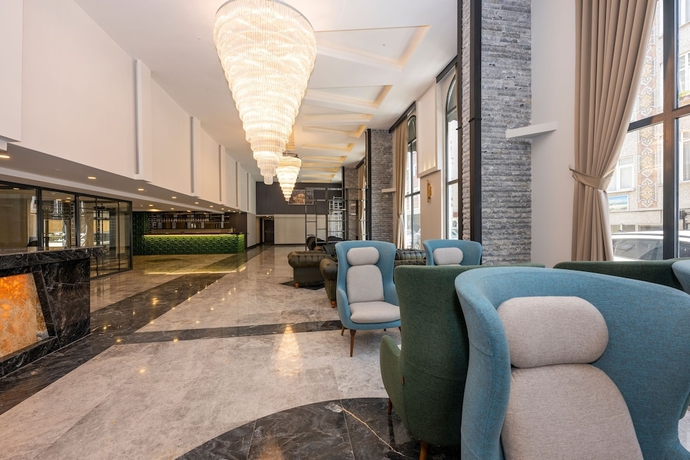 Imagen de los interiores del The Nirvanas Hotel. Foto 17