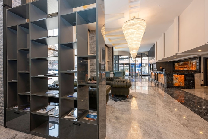 Imagen de los interiores del The Nirvanas Hotel. Foto 18