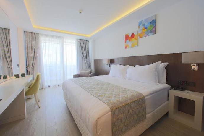 Imagen de la habitación del The Nowness Luxury Hotel and Spa. Foto 3