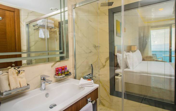 Imagen de la habitación del The Nowness Luxury Hotel and Spa. Foto 6