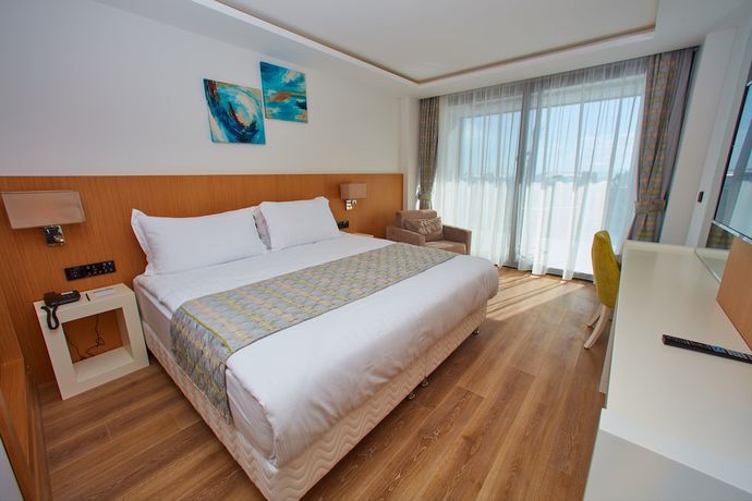Imagen de la habitación del The Nowness Luxury Hotel and Spa. Foto 9