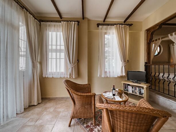 Imagen general del The Olive Tree Studios - Adults Only. Foto 8
