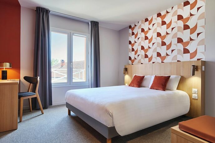 Imagen de la habitación del The Originals Boutique, H&ocirc;tel Larivaut, Puy-Guillaume. Foto 18