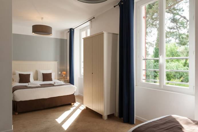 Imagen de la habitación del The Originals Boutique, H&ocirc;tel de la Plage. Foto 18