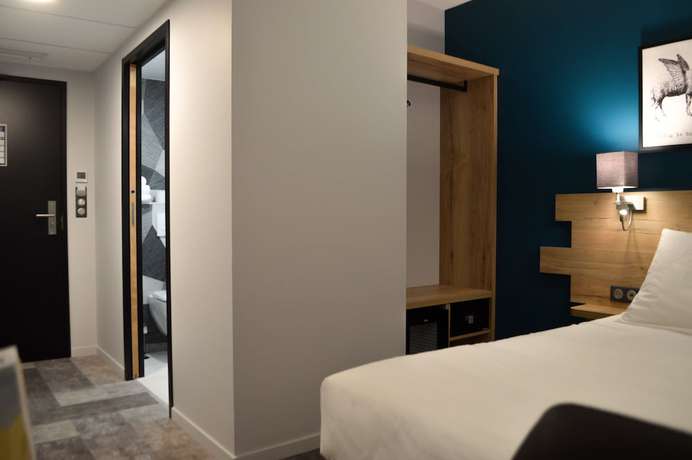 Imagen de la habitación del The Originals City, Ax Hotel, La Ch&acirc;taigneraie. Foto 3