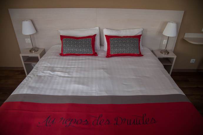 Imagen de la habitación del The Originals City, le Relais des Carnutes Brezolles Verneuil sur Avre. Foto 15