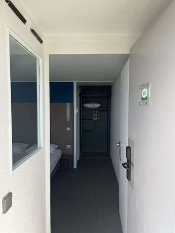 Imagen de la habitación del The Originals City,h&ocirc;tel M&acirc;con Nord. Foto 19