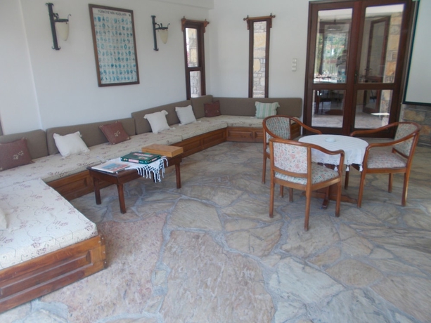 Imagen de los interiores del The Osmanli Hani. Foto 12