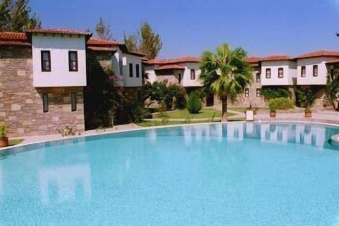 Imagen de la piscina del The Osmanli Hani. Foto 13