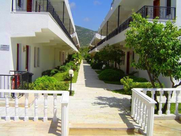 Imagen de los exteriores del The Palm Club Apart Otel. Foto 12
